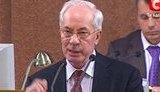 Азаров-льготникам: Вы понимаете, что выбивая 8 тысяч пенсии через суд, вы подталкиваете страну к катастрофе ? + ВИДЕО.