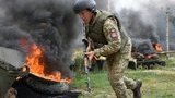 Десантники-срочники на Житомирщине отработали преодоление специальной полосы препятствий и прошли обкатку танками. ФОТОрепортаж