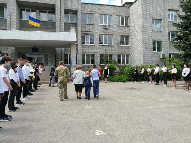 Меморіальну дошку загиблому на Донбасі воїну 93-ї ОМБр Василю Ярославцеву відкрили в Дніпрі 03