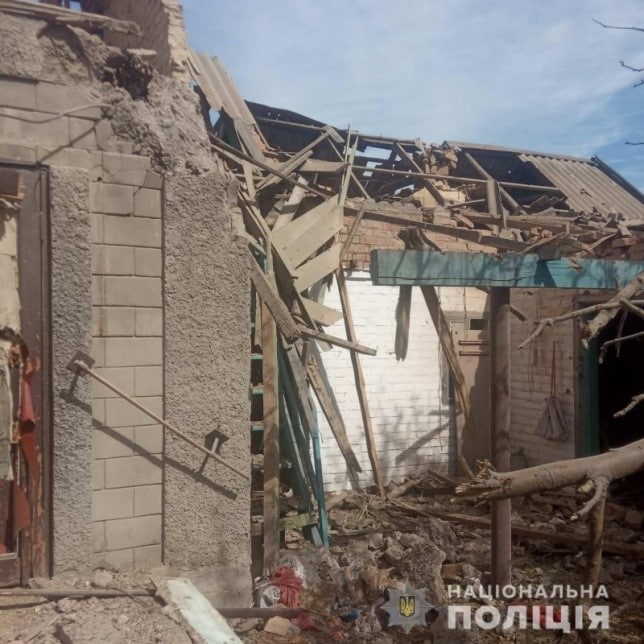 Consequences of enemy shelling in Zaporizhzhia region: rashists destroyed and damaged houses of civilians 02
