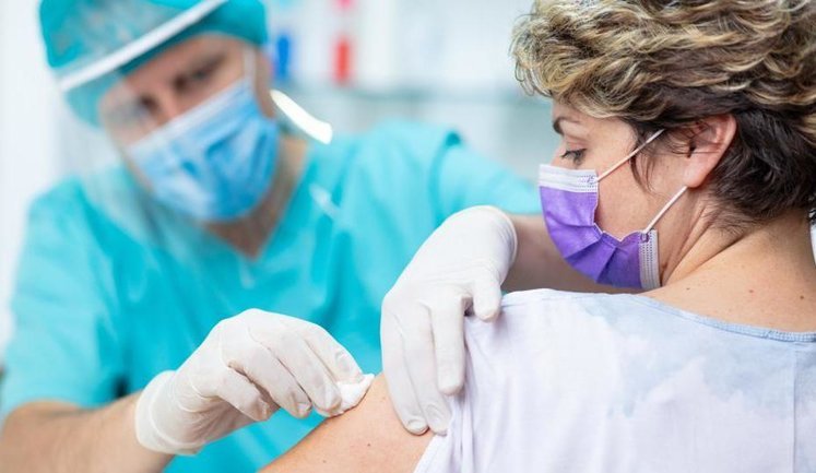"Рівень захисту перевищує 99%": у Польщі після вакцинації 5,5 млн осіб оцінили ефективність щеплень від COVID-19