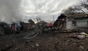 Черниговская область под ударом врага: погибла волонтер, повреждено предприятие и энергообъекты. ФОТОРЕПОРТАЖ