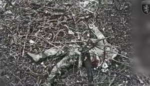Розкидані мертві окупанти валяються у Часовому Яру після невдалих штурмів. ВIДЕО
