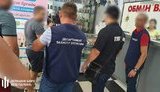 Співробітника митниці затримано в Херсоні на хабарі 500 дол. за сприяння в працевлаштуванні, - ДБР. ФОТО