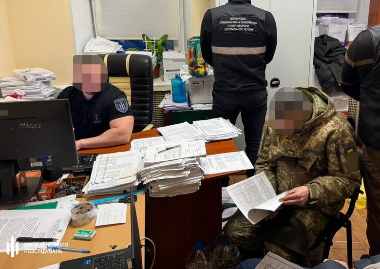 В/ч в Черниговской области разворовывали топливо