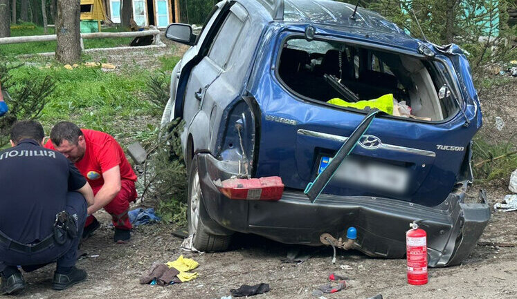 Женщина и 3-летний ребенок погибли, а водитель покончил с собой в ДТП в Харьковской области, - полиция. ФОТОРЕПОРТАЖ