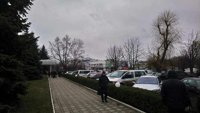 В налоговой Черновцов прогремел взрыв: есть пострадавшие 15
