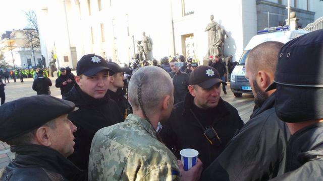 Rada perimeter encircled by law enforcers on second day of mass protests in downtown Kyiv 11 Rada perimeter encircled by law enforcers on second day of mass protests in downtown Kyiv 11