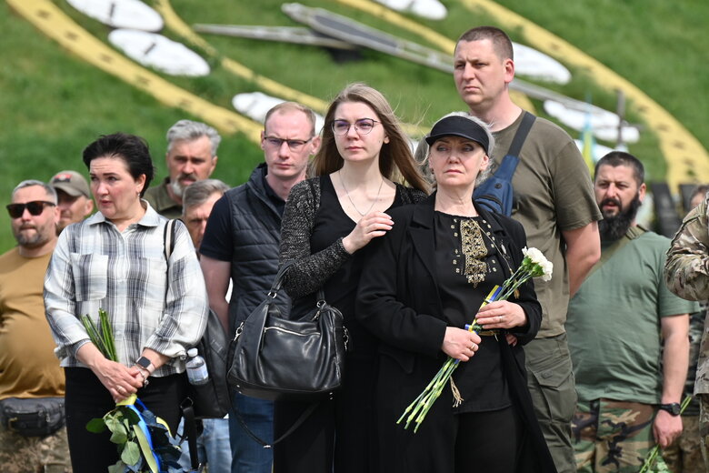 У Києві попрощалися із воїном Едуардом Хатмулліним