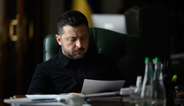 Зеленский подписал закон о борьбе с мошенническими колл-центрами