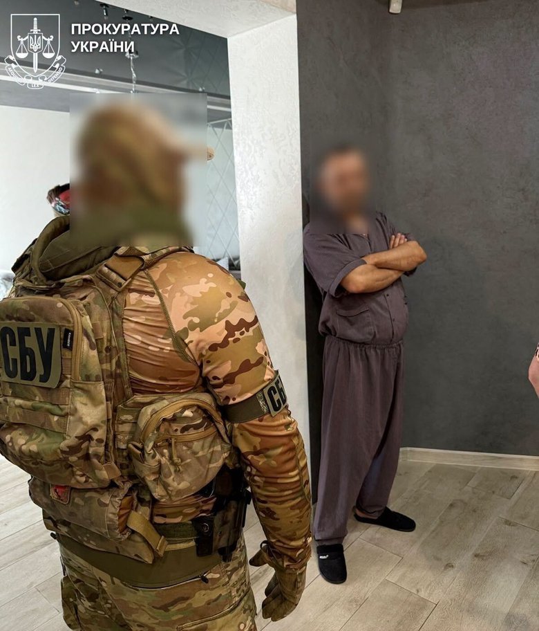 На Рівненщині судитимуть працівника заповідника за організацію незаконного виїзду чоловіків