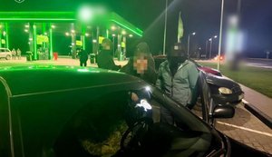 Организовал незаконный выезд военнообязанных за границу: разоблачен депутат райсовета на Закарпатье, - Офис Генпрокурора. ФОТОрепортаж