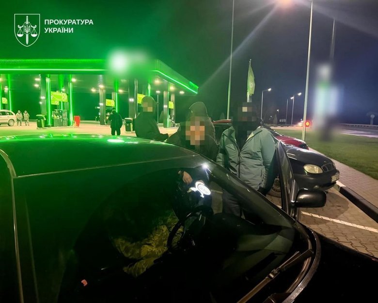 District council member organised the illegal departure of men abroad