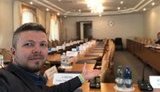 На заседание комитета ВР по рассмотрению Избирательного кодекса пришел лишь один нардеп: они еще удивляются, почему их хотят разогнать, - Емец