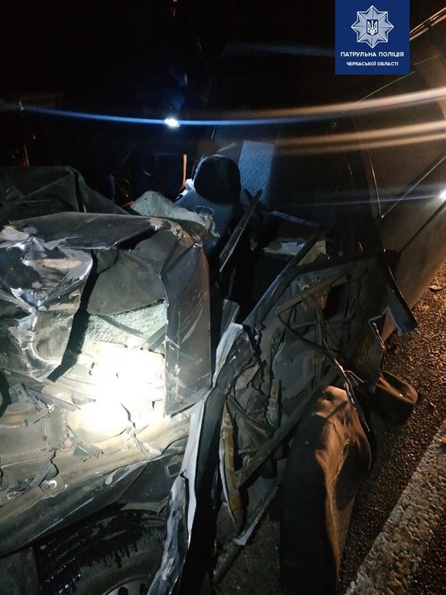 Двоє жителів Черкас загинули у ДТП, - патрульна поліція області 05