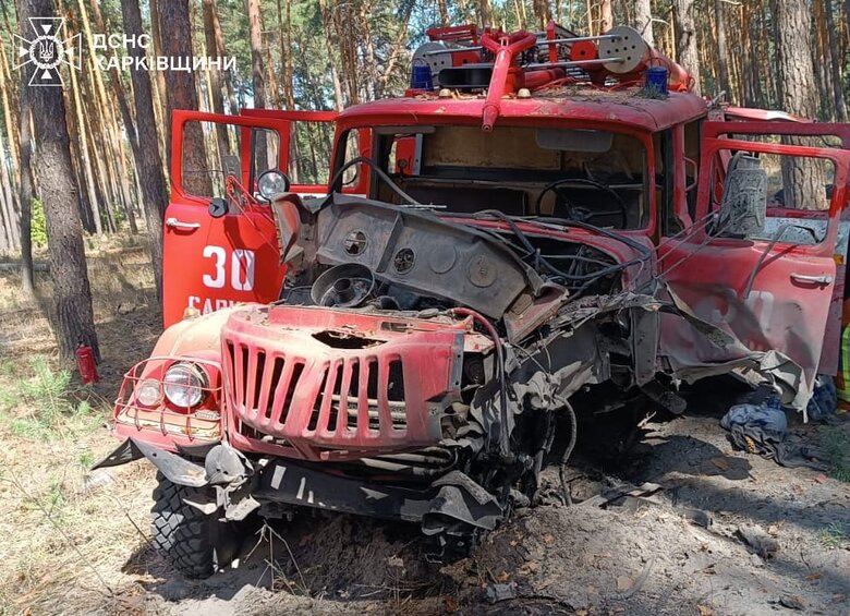 На Харківщині автомобіль ДСНС підірвався на вибухівці, поранено двох рятувальників
