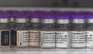 Смешанная схема вакцинации CoronaVac и Pfizer нейтрализует все штаммы коронавируса: ее эффективность до 83%, – исследование. ИНФОГРАФИКА