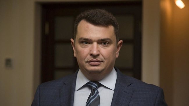 Венедіктова і Ситник підтвердили частину розслідування Кролла проти Коломойського і Боголюбова: подробиці і схема підозри в розтраті 8,2 мільярда проти ексголови правління ПриватБанку Олександра Дубілета 02