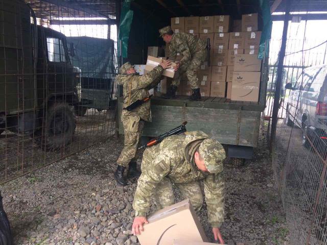 Канал контрабанди сигарет ліквідовано на Закарпатті 01 Канал контрабанди сигарет ліквідовано на Закарпатті 01