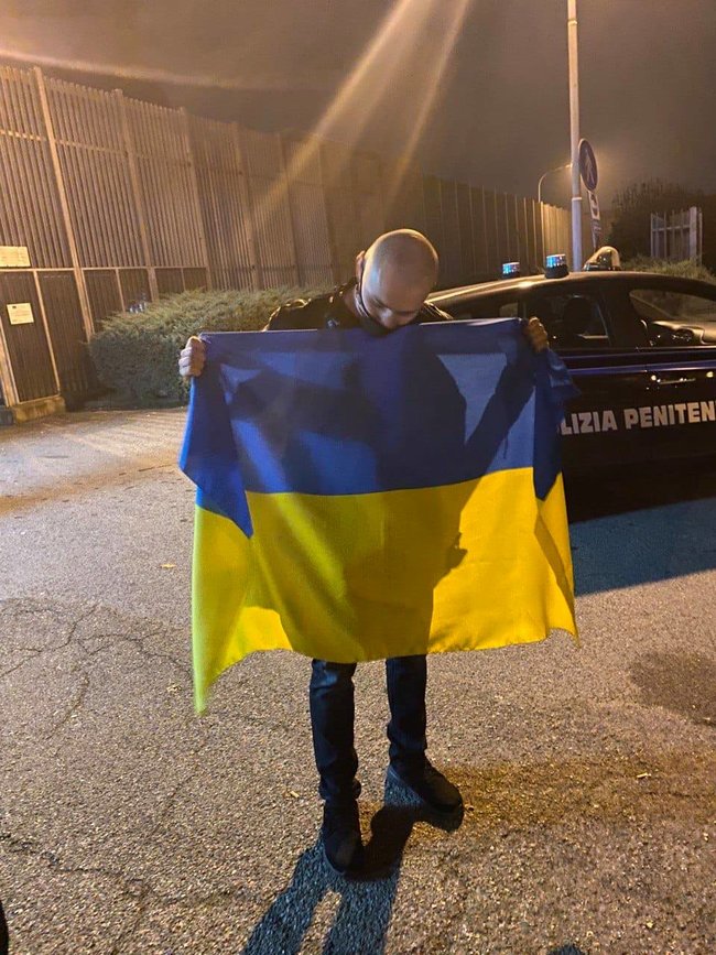 Нацгвардієць Марків на свободі, - Денісова 01