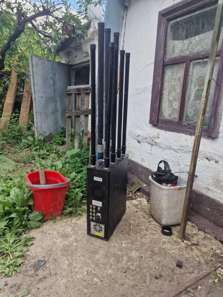 Россияне используют РЭБ на танках, украинские FPV-дроны могут не долетать до брони, советуют переходить на другие диапазоны, - Тука 01