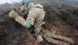 окоп,боєць,росіянин,мертвий