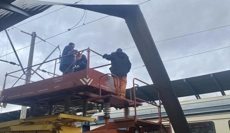 150 тис. працівників "Укрзалізниці" підвищать зарплати із 1 вересня, - Калашник