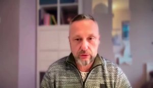 Украина не должна выплачивать пенсии людям, которые остались на оккупированных территориях Донбасса, - Андрющенко. ВИДЕО