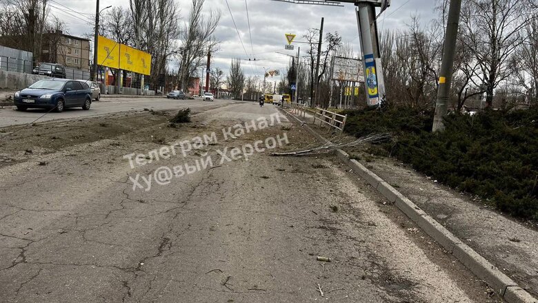 Наслідки обстрілу Херсона російськими окупантами: Відомо про щонайменше 6 загиблих 07