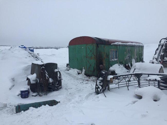 Податківці припинили незаконний видобуток вугілля на Луганщині 04