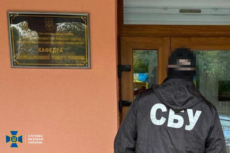 Ликвидированы новые схемы уклонистов: среди задержанных - двое руководителей военкомата и руководительница ВЛК, - СБУ 05