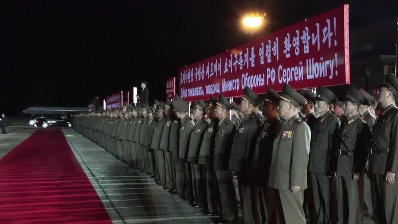 Шойгу с российской военной делегацией прибыл в Северную Корею 01