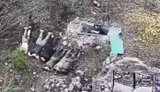 бійці беруть у полон окупантів біля села Вільне на Донеччині