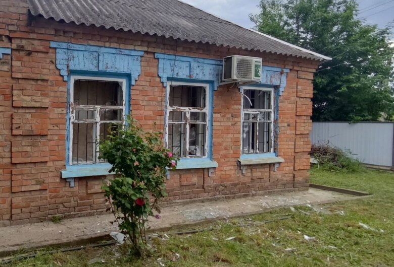 Пошкоджені двори на Нікопольщині 11 травня 2024 року