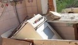 Russian soldiers are looting ruined house in occupied Bakhmut: "D#mn! That house was f#cking awesome!". VIDEO