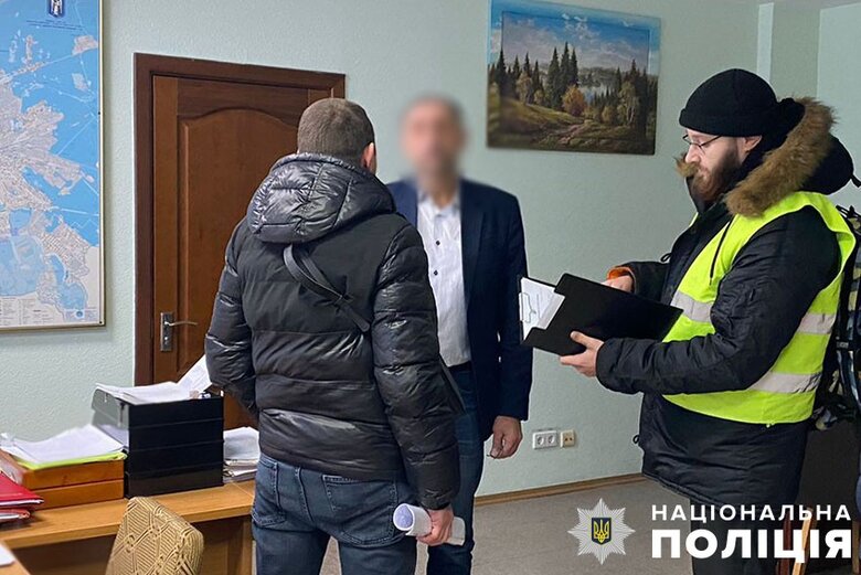Полиция проводит обыски в Киевском метрополитене из-за трещин в подземке 02