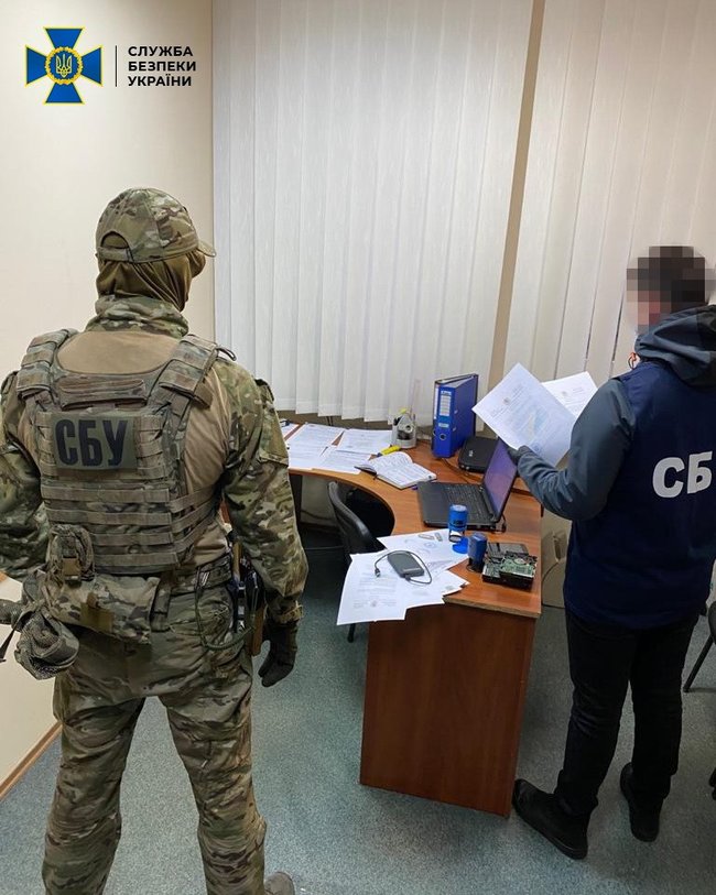 Фейкова міськрада Хмельницького курирувалася спецслужбами РФ і співпрацювала з пропагандистом Шарієм, - СБУ 02