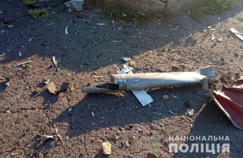 Последствия обстрела российскими войсками Никопольского района Днепропетровской области, - Нацполиция 06