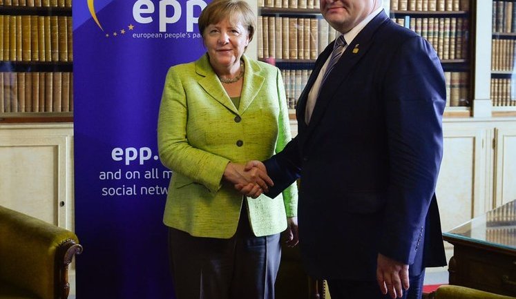 Poroshenko is meeting Merkel in Brussels. PHOTO