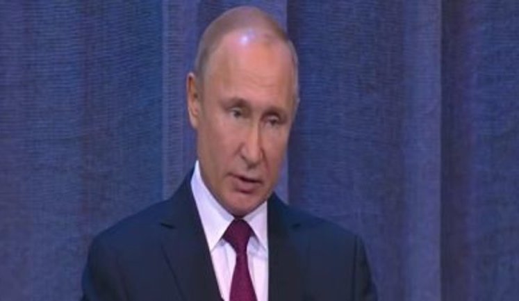 "Оставляем за собой право сделать все для свободы вероисповедания", - Путин пригрозил защитить Украину от "безбожников". ВИДЕО
