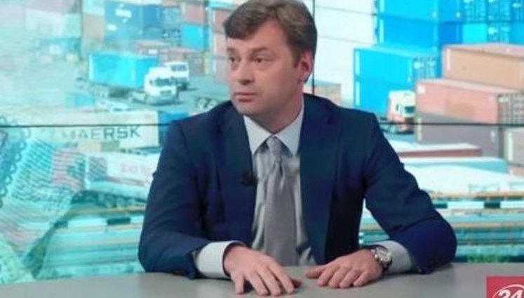 В "Укрспирте" найдены нарушения на 200 млн грн, а "БРСМ-Нафта" нанесла государству убытки на 230 млн, - замглавы ГФС Белан. ВИДЕО