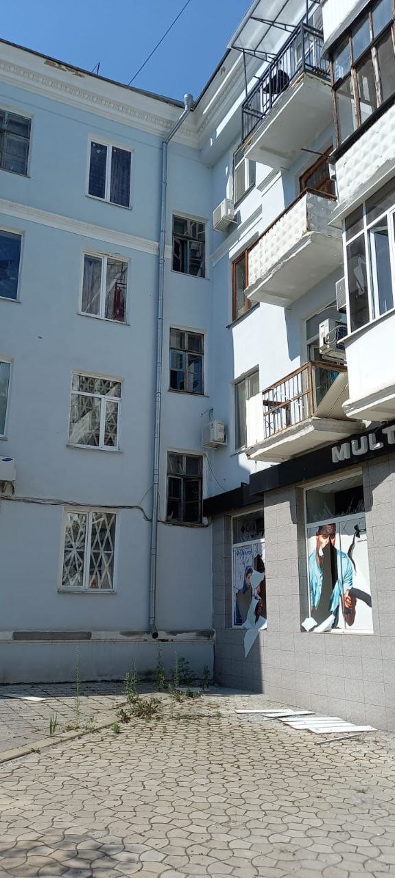 Последствия вчерашнего удара по Краматорску: повреждены 7 жилых домов и 2 объекта инфраструктуры 10