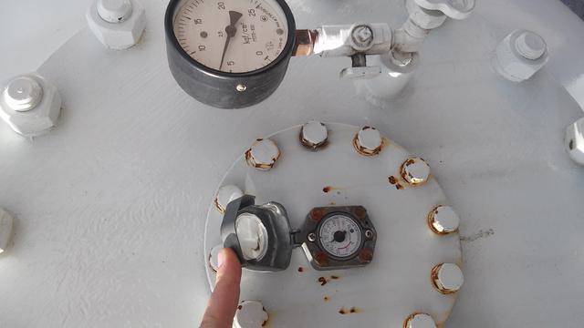 торговля азс бензином нелегальная