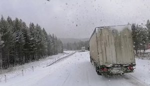 У Харкові на час снігопаду заборонено рух фур, - міськрада