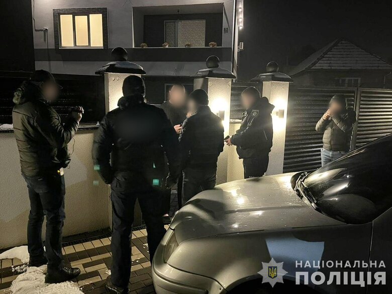Нацполіція проводить обшуки щодо переправлення ухилянтів