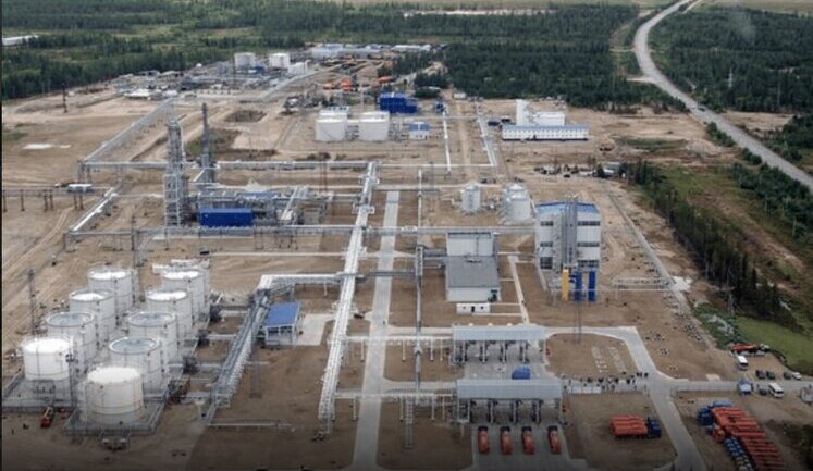 У Республіці Комі РФ горить нафтопереробний завод компанії "Транснефть", - ЗМІ. ВIДЕО