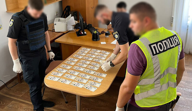 Науковець Академії аграрних наук затриманий на хабарі 180 тис. на Тернопільщині, - Нацполіція. ФОТО