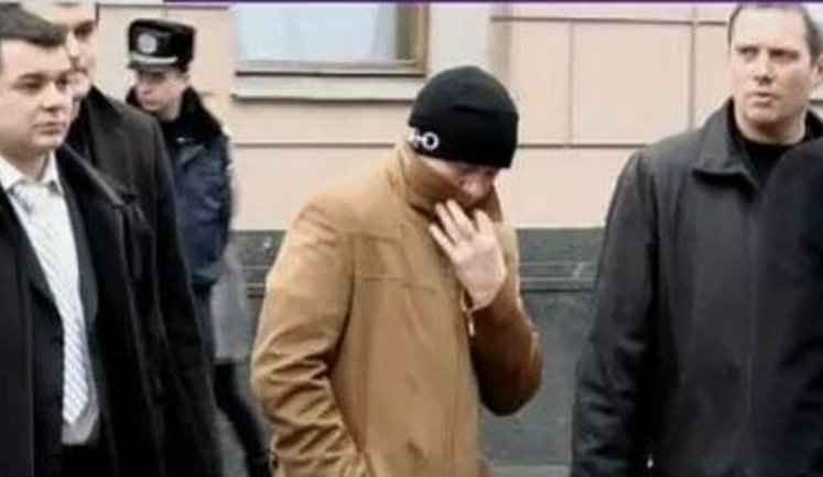 Yura Yenakiyevskiy has Become an Honorary Citizen of His Native Town. DOCUMENT