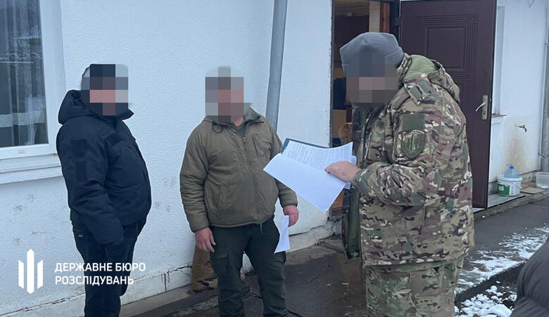 На Львівщині ДБР викрило зловмисників, які крали пальне з військової частини