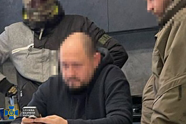 СБУ та ДБР затримали керівника податкової служби Сумщини на хабарі